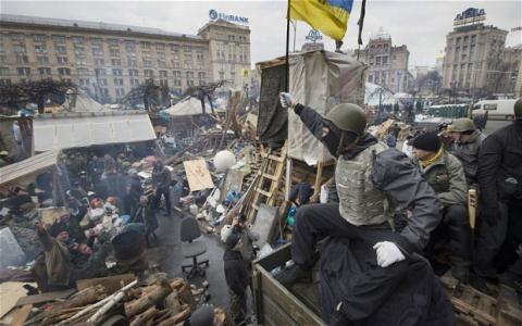 Miền đông Ukraine đang dần biến thành những chiến lũy và nguy cơ nội chiến là rất cao