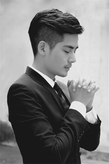 Nghệ sỹ Việt đồng loạt cầu nguyện cho trẻ em bị bệnh tim