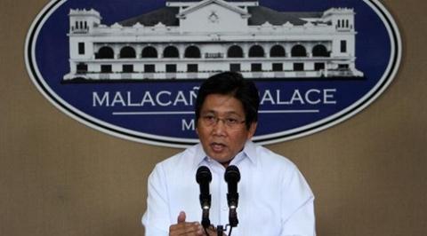 Bộ trưởng Truyền thông Philippines Herminio Coloma Jr. phát biểu tại Điện Malacanang.