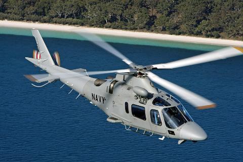 Máy bay trực thăng hải quân AW-109 