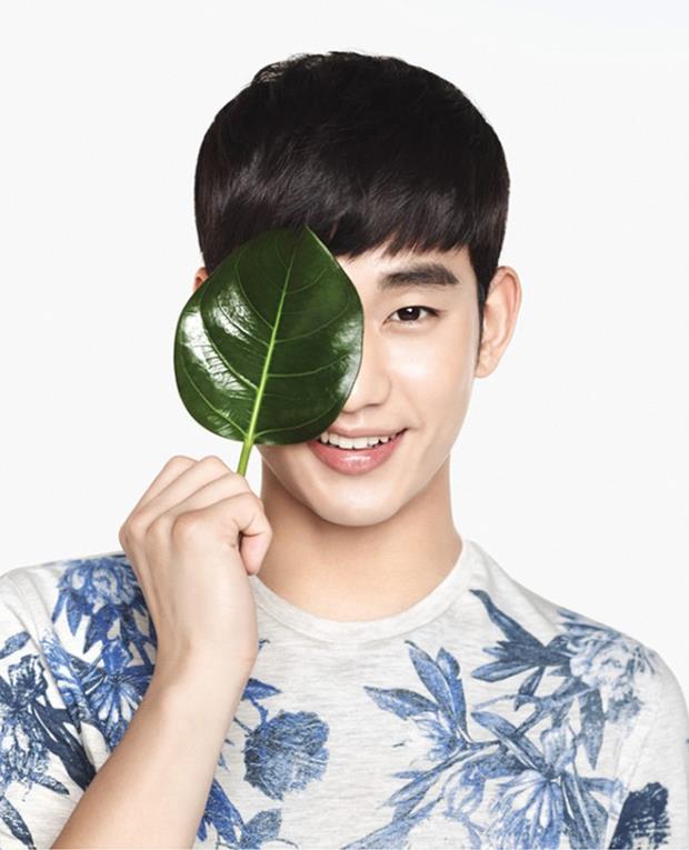 KIM SO HYUN TIẾP TỤC BẢN HỢP ĐỒNG GÂY TRANH CÃI