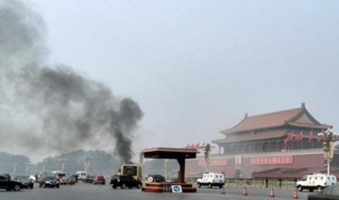 Hiện trường vụ tấn công Thiên An Môn hồi tháng 10 năm ngoái.