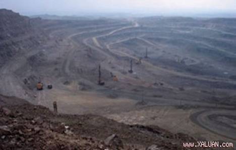 Một mỏ đất hiếm của Trung Quốc đang tàn sát môi trường sinh thái.


