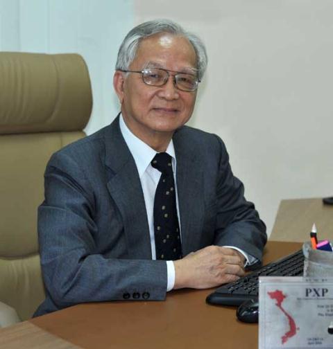 Chuyên gia kinh tế Bùi Kiến Thành