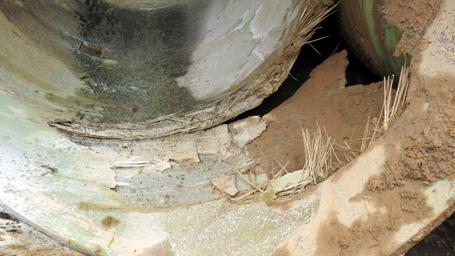 Đường ống dẫn nước sông Đà bị bục vỡ lần thứ 9.      