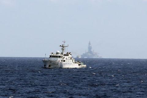 Giàn khoan Hải Dương-981 và tàu Trung Quốc hoạt động phi pháp trong vùng biển Việt Nam
