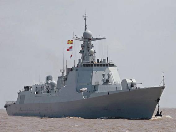 Tàu chiến Type-052D của Trung Quốc