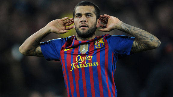 Dani Alves đã từng là một trong những hậu vệ phải hay nhất thế giới. Anh gia nhập Barca từ Sevilla với mức phí 35 triệu euro. Dani Alves đã từng là một trong những hậu vệ phải hay nhất thế giới. Anh gia nhập Barca từ Sevilla với mức phí 35 triệu euro.