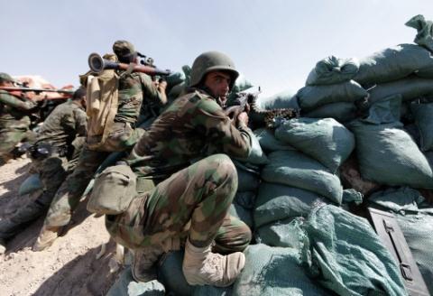 Những chiến binh người Kurd ở Iraq giao chiến với lực lượng khủng bố IS