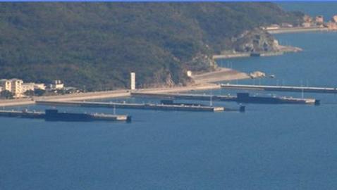 Căn cứ tàu ngầm Trung Quốc ở vịnh Á Long - Tam Á