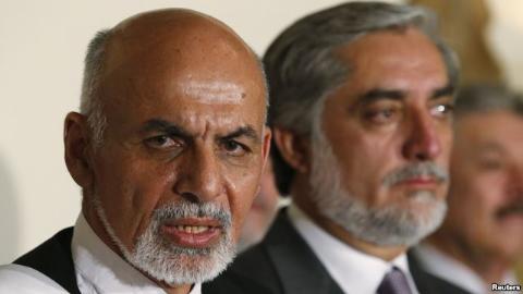 Ứng viên tổng thống Afghanistan Ashraf Ghani và đối thủ Abdullah Abdullah