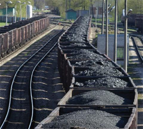 Than đá từ các mỏ than ở Donetsk vận chuyển tới những vùng thuộc ly khai chiếm đóng và đến bán đảo Crimea