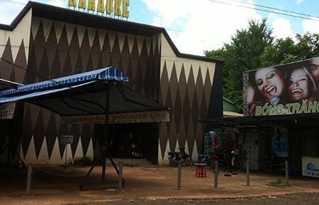 Quán karaoke Bóng Trăng nơi hai phó giám đốc sở xô xát gây thương tích.