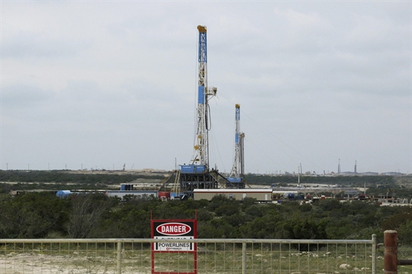 Sản xuất dầu đá phiến sét tại Texas Mỹ.