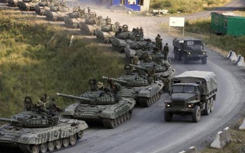 Kiev cáo buộc Nga đang đưa xe tăng vào hỗ trợ lực lượng ly khai ở miền Đông