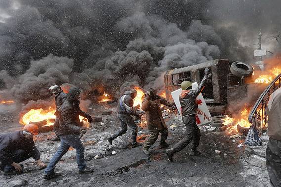 Những kẻ quá khích (cả phát xít mới) trên Maidan