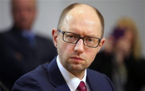 Thủ tướng Yatsenyuk kêu gọi cộng đồng thế giới hãy cứu lấy hòa bình Ukraine