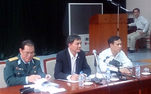 Đại diện Cục HKVN, Quân chủng PKKQ và Tổng Công ty quản lý bay tại buổi họp báo.