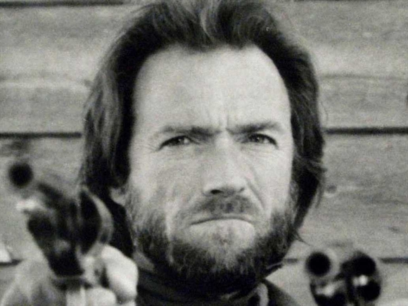 1976: Trong phim “The Outlaw Josey Wales”