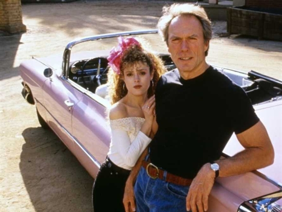 1989: Trong “Pink Cadillac”