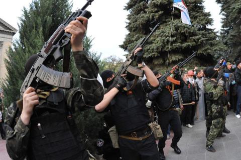 Binh lính thuộc lực lượng vũ trang của Cộng hòa Nhân dân Lugansk