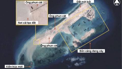 Ảnh vệ tinh Airbus Defence & Space chụp ngày 14/11/2014 cho thấy Trung Quốc đã cải tạo và mở rộng đá Chữ Thập thành đảo nhân tạo rất lớn (hơn đảo Ba Bình đang bị Đài Loan chiếm đóng)