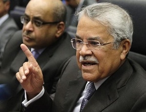 Bộ trưởng Dầu mỏ Arab Saudi: Tại sao OPEC phải giảm sản lượng?