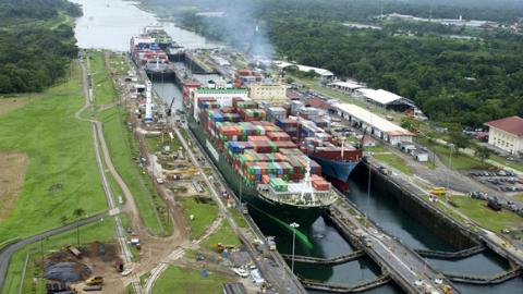 Kênh đào Panama hiện đang được nạo vét và mở rộng để tăng khối lượng lưu thông