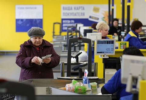 Lạm phát tăng cao khiến chi tiêu của các gia đình Nga tăng vọt