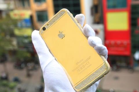 Chiếc điện thoại iPhone 6 trị giá nửa tỷ đồng đầu tiên