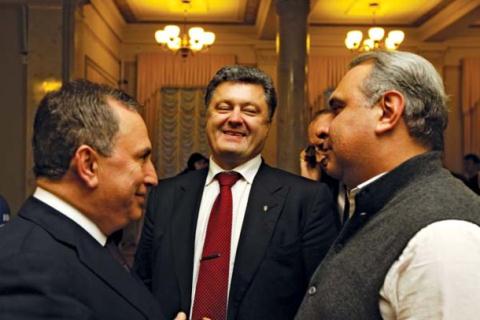 Tổng thống Poroshenko và các lãnh đạo trong nội các bên lề một cuộc họp Quốc hội Ukraine