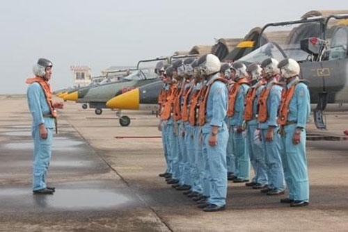Xem phi công Việt Nam huấn luyện với máy bay L39
