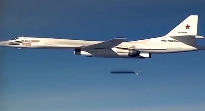 Theo bài viết trên Tạp chí The National Interest của Mỹ (đăng tải khi Tu-160 đã không kích IS), sau khi Tu-160 được trang bị loại tên lửa hành trình cực mạnh, khả năng chiến đấu của máy bay này đã được nâng lên một tầm cao mới. Theo bài viết trên Tạp chí The National Interest của Mỹ (đăng tải khi Tu-160 đã không kích IS), sau khi Tu-160 được trang bị loại tên lửa hành trình cực mạnh, khả năng chiến đấu của máy bay này đã được nâng lên một tầm cao mới.