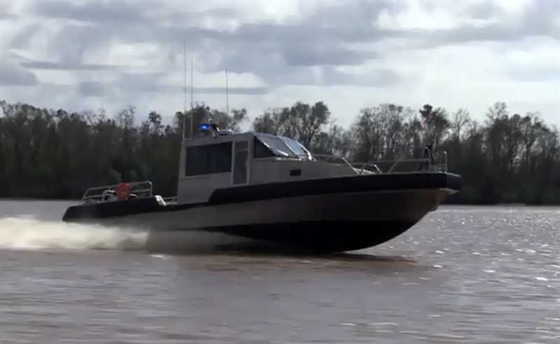 Đầu năm 2015, Metal Shark đã mở thêm phân xưởng mới để hoàn tất các hợp đồng từ chính phủ Mỹ, trong đó có việc đóng các tàu tuần tra theo chương trình Buôn bán vũ khí cho nước ngoài (FMS), Workboat cho biết thêm. Đầu năm 2015, Metal Shark đã mở thêm phân xưởng mới để hoàn tất các hợp đồng từ chính phủ Mỹ, trong đó có việc đóng các tàu tuần tra theo chương trình Buôn bán vũ khí cho nước ngoài (FMS), Workboat cho biết thêm.