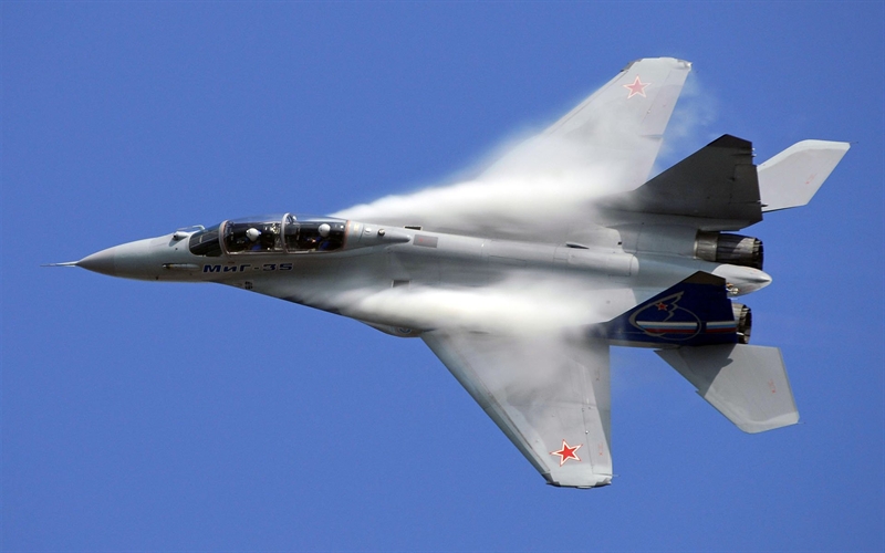 Theo ông Alexei Kuznetsov, Giám đốc Công ty Cơ khí và Điện tử tự động Moscow, chiến đấu cơ đa nhiệm MiG-35 của Nga sẽ được trang bị hệ thống định vị quán tính mới nhất. Theo ông Alexei Kuznetsov, Giám đốc Công ty Cơ khí và Điện tử tự động Moscow, chiến đấu cơ đa nhiệm MiG-35 của Nga sẽ được trang bị hệ thống định vị quán tính mới nhất.