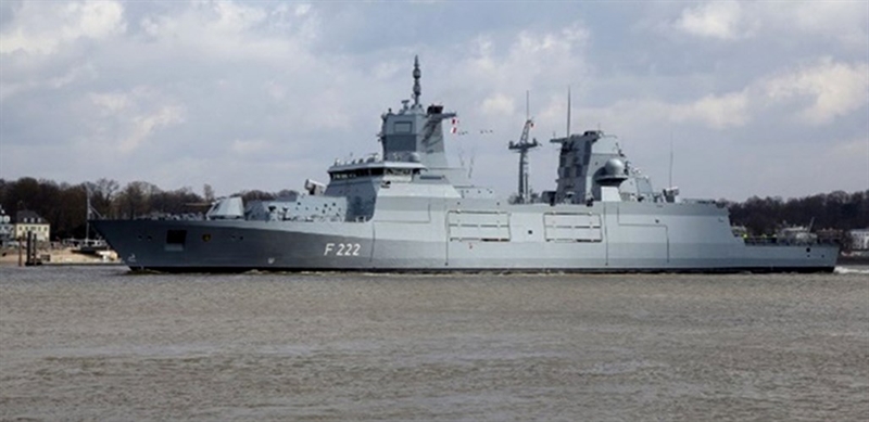 Hải quân Đức gần đây đã chạy thử nghiệm trên biển khinh hạm (frigate) F125 mang số hiệu F222 . Đây là chiếc đầu tiên trong tổng số 4 chiếc mà hải quân nước này đặt mua với giá lên tới 2 tỷ Euro. Hải quân Đức gần đây đã chạy thử nghiệm trên biển khinh hạm (frigate) F125 mang số hiệu F222 . Đây là chiếc đầu tiên trong tổng số 4 chiếc mà hải quân nước này đặt mua với giá lên tới 2 tỷ Euro.