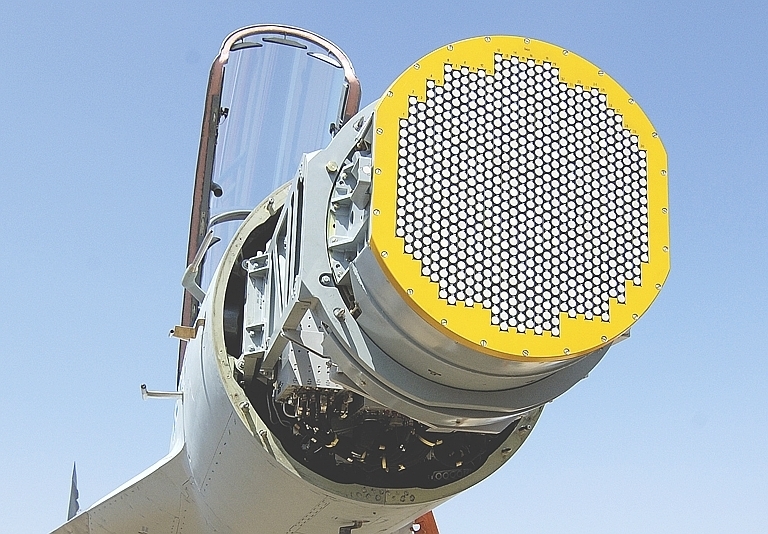 Theo ông Yuri Guskov, tiến trình phát triển hệ thống radar ZHUK-AE nhiều khả năng sẽ hoàn thành vào năm tới. Ông đưa ra nhận định rằng Nga sẽ không cung cấp hệ thống ZHUK-AE cho Trung Quốc bởi đây là dự án có sự tham gia của Ấn Độ. Theo ông Yuri Guskov, tiến trình phát triển hệ thống radar ZHUK-AE nhiều khả năng sẽ hoàn thành vào năm tới. Ông đưa ra nhận định rằng Nga sẽ không cung cấp hệ thống ZHUK-AE cho Trung Quốc bởi đây là dự án có sự tham gia của Ấn Độ.