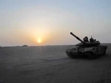 Trước thực tế này, trang Defense News cho rằng nguyên nhân khiến Kuwait đột ngột muốn mua sắm tăng Nga xuất phát từ nhiều nguyên nhân khác nhau, trong đó có vấn đề về sức mạnh và độ tin cậy của Abrams hiện Kuwait đang sở hữu. Trước thực tế này, trang Defense News cho rằng nguyên nhân khiến Kuwait đột ngột muốn mua sắm tăng Nga xuất phát từ nhiều nguyên nhân khác nhau, trong đó có vấn đề về sức mạnh và độ tin cậy của Abrams hiện Kuwait đang sở hữu.