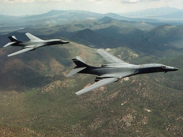 Đại diện của PACAF cho biết thêm, hoạt động của máy bay Mỹ là một phần của cam kết hỗ trợ an ninh khu vực cũng như cam kết với các đồng minh cụ thể của Mỹ. Đây là các hoạt động thường xuyên và “không liên quan đến bất kỳ tình huống hay một quốc gia cụ thể nào”. Đại diện của PACAF cho biết thêm, hoạt động của máy bay Mỹ là một phần của cam kết hỗ trợ an ninh khu vực cũng như cam kết với các đồng minh cụ thể của Mỹ. Đây là các hoạt động thường xuyên và “không liên quan đến bất kỳ tình huống hay một quốc gia cụ thể nào”.