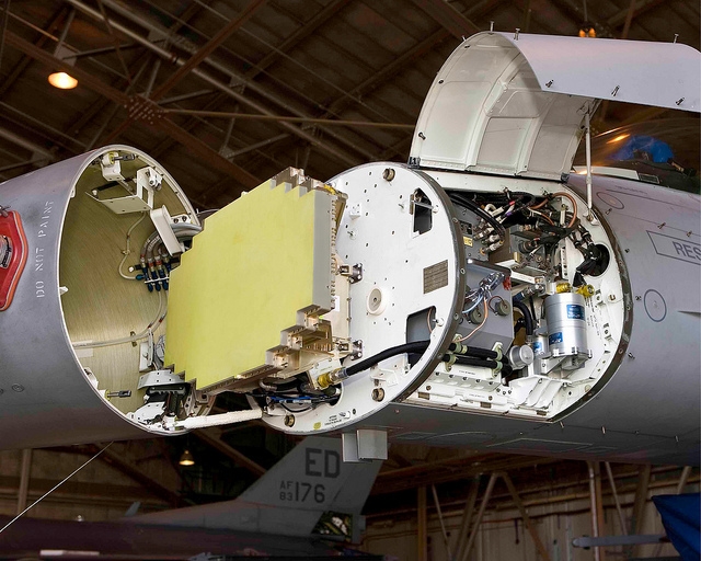 Radar kiểm soát hỏa lực APG-83 giúp F-16V có được những khả năng chiến đấu không đối không và không đối đất của các dòng tiêm kích thế hệ thứ 5. Northdrop Grumman cũng là đơn vị cung cấp các loại radar AESA cho dòng máy bay tối tân nhất hiện nay của Mỹ là F-22 Raptor và F-35 Lightning II. Radar kiểm soát hỏa lực APG-83 giúp F-16V có được những khả năng chiến đấu không đối không và không đối đất của các dòng tiêm kích thế hệ thứ 5. Northdrop Grumman cũng là đơn vị cung cấp các loại radar AESA cho dòng máy bay tối tân nhất hiện nay của Mỹ là F-22 Raptor và F-35 Lightning II.