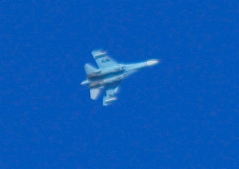 Vậy Mỹ lấy đâu Su-27 xịn để thực hiện diễn tập? Theo trang mạng Sina (Trung Quốc), Ukraine đã bí mật cung cấp hai tiêm kích Su-27 mang số hiệu 31 và 32 cho công ty tư nhân của Mỹ với mục tiêu là \ Vậy Mỹ lấy đâu Su-27 xịn để thực hiện diễn tập? Theo trang mạng Sina (Trung Quốc), Ukraine đã bí mật cung cấp hai tiêm kích Su-27 mang số hiệu 31 và 32 cho công ty tư nhân của Mỹ với mục tiêu là \