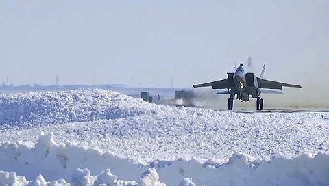 Không quân Nga cho biết chiếc MiG-31 gặp nạn không lâu sau khi cất cánh và rơi ở vùng rừng núi Nizhny Novgorod (miền Trung nước Nga), cách căn cứ không quân 17km. Trước khi rơi, một bộ phận của máy bay được cho là đã phát hỏa. Máy bay phát nổ khi lao xuống đất và bốc cháy dữ dội. Không quân Nga cho biết chiếc MiG-31 gặp nạn không lâu sau khi cất cánh và rơi ở vùng rừng núi Nizhny Novgorod (miền Trung nước Nga), cách căn cứ không quân 17km. Trước khi rơi, một bộ phận của máy bay được cho là đã phát hỏa. Máy bay phát nổ khi lao xuống đất và bốc cháy dữ dội.