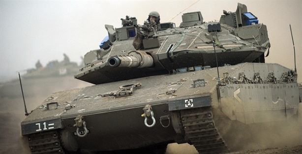 Nhưng theo National Interest, tăng Merkava Mark IV của Quân đội Israel mới xứng đáng đứng ở ngôi đầu. Theo thông tin được công khai, Merkava Mark IV là phiên bản mới của Merkava Mark IV là thế hệ thứ 4 của dòng tăng chủ lực hiện đại nhất Israel Merkava được phát triển và đưa vào sử dụng từ cuối những năm 1970. Nhưng theo National Interest, tăng Merkava Mark IV của Quân đội Israel mới xứng đáng đứng ở ngôi đầu. Theo thông tin được công khai, Merkava Mark IV là phiên bản mới của Merkava Mark IV là thế hệ thứ 4 của dòng tăng chủ lực hiện đại nhất Israel Merkava được phát triển và đưa vào sử dụng từ cuối những năm 1970.