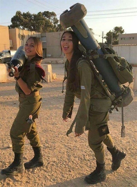 Theo những thông tin được tiết lộ, lô FGM-148F được Mỹ chấp thuận bán cho Litva đều được nâng cấp mới với đầu đạn đa năng. Nhờ có đầu đạn mảnh tên lửa Javelin mới có khả năng tiêu diệt sinh lực đối phương, phá hủy các mục tiêu thiết giáp, phá hủy các công trình, công sự. Cùng với sự khác biệt, tên lửa phiên bản mới vẫn giữ được khả năng tiêu diệt xe tăng, thiết giáp hạng nặng. Theo những thông tin được tiết lộ, lô FGM-148F được Mỹ chấp thuận bán cho Litva đều được nâng cấp mới với đầu đạn đa năng. Nhờ có đầu đạn mảnh tên lửa Javelin mới có khả năng tiêu diệt sinh lực đối phương, phá hủy các mục tiêu thiết giáp, phá hủy các công trình, công sự. Cùng với sự khác biệt, tên lửa phiên bản mới vẫn giữ được khả năng tiêu diệt xe tăng, thiết giáp hạng nặng.