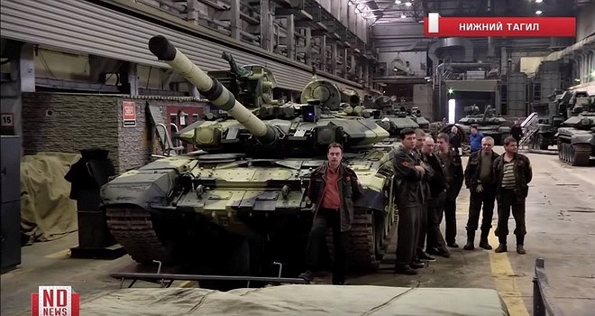 Chưa dừng lại ở đó, báo Mỹ còn cho biết thêm rằng, chiến tăng T-90 còn sở hữu khả năng có 1 không 2 trên thế giới là tự động đáp trả đúng vào vị trí vừa khai hỏa chỉ sau vài giây khiến kíp chiến đấu địch chưa kịp rút. Chưa dừng lại ở đó, báo Mỹ còn cho biết thêm rằng, chiến tăng T-90 còn sở hữu khả năng có 1 không 2 trên thế giới là tự động đáp trả đúng vào vị trí vừa khai hỏa chỉ sau vài giây khiến kíp chiến đấu địch chưa kịp rút.