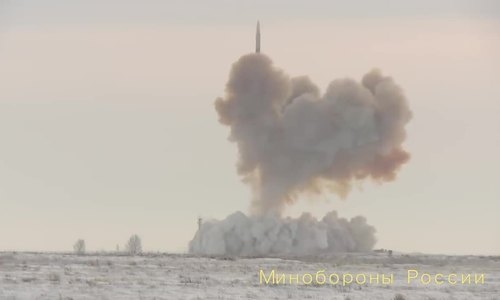 Nói về sức mạnh đáng sợ của Avangard, chuyên gia quân sự Leonid Nersisyan trên tờ National Interest cho rằng, Avangard là vũ khí khiến phương Tây e ngại nhất trong kho vũ khí của Nga. Moscow hiện đang sở hữu nhiều công nghệ tên lửa phòng thủ hiện đại và các bệ phóng di động. Nói về sức mạnh đáng sợ của Avangard, chuyên gia quân sự Leonid Nersisyan trên tờ National Interest cho rằng, Avangard là vũ khí khiến phương Tây e ngại nhất trong kho vũ khí của Nga. Moscow hiện đang sở hữu nhiều công nghệ tên lửa phòng thủ hiện đại và các bệ phóng di động.