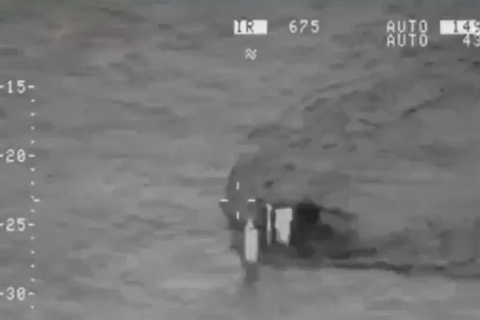 Tàu chống ngầm Kasimov tập bắn tàu ngầm lạ ở Biển Đen Tàu chống ngầm Kasimov tập bắn tàu ngầm lạ ở Biển Đen