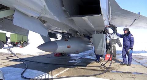 Kinzhal quá lớn để lắp cho Su-57? Kinzhal quá lớn để lắp cho Su-57?