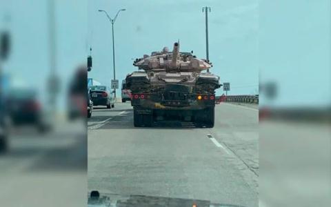 Tăng T-90A xuất hiện trên đường phố Mỹ