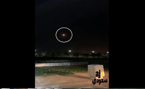 Houthi lần đầu dùng tên lửa ngàn km tấn công Saudi Houthi lần đầu dùng tên lửa ngàn km tấn công Saudi